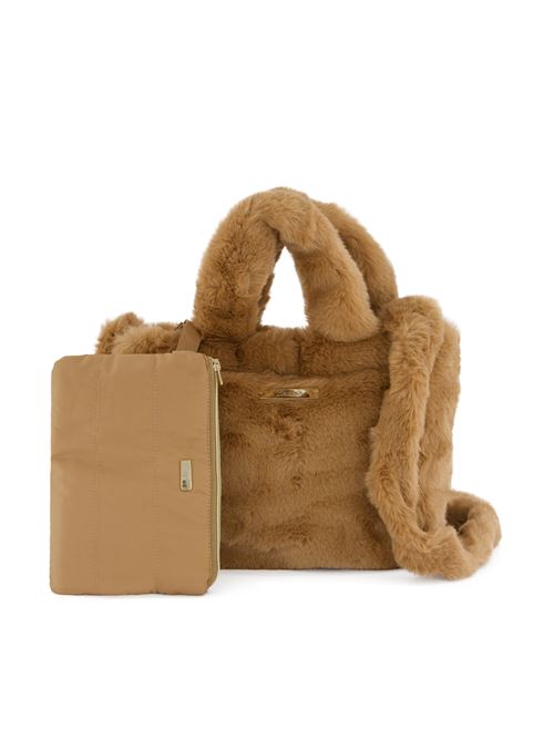 Borsa realizzata in pelliccia sintetica