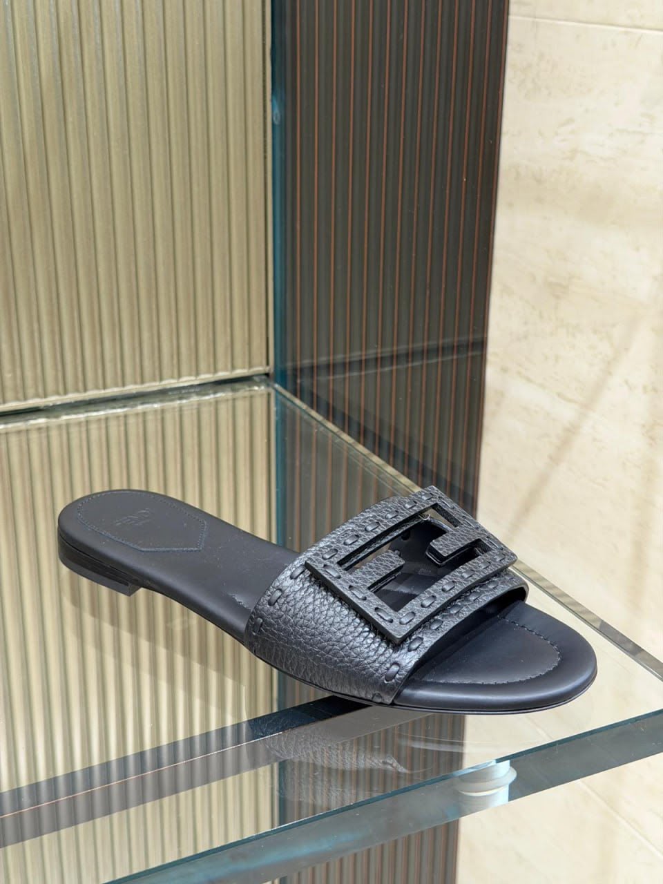 O'Lock Slide Sandals