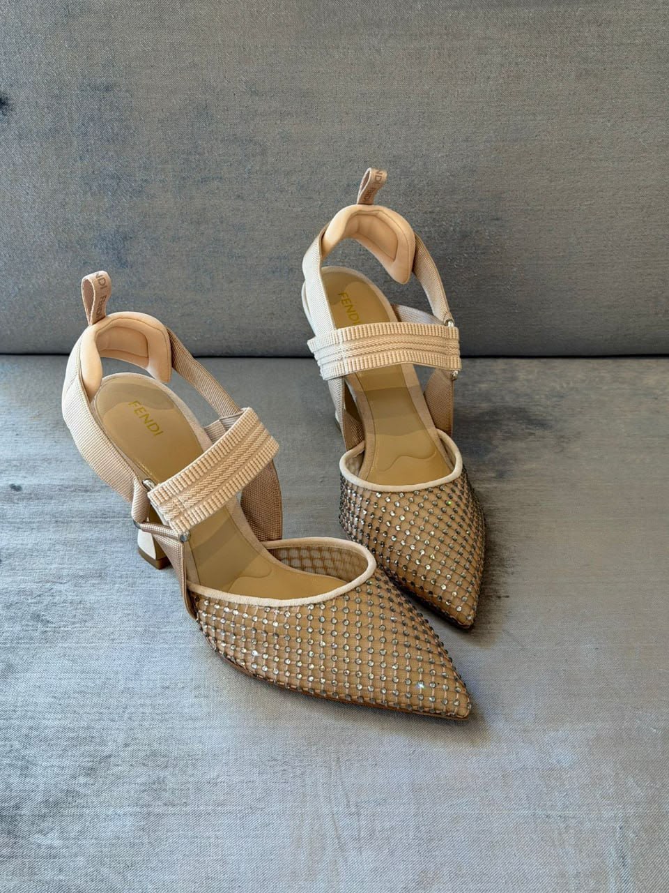 Colibrì Slingback Pumps