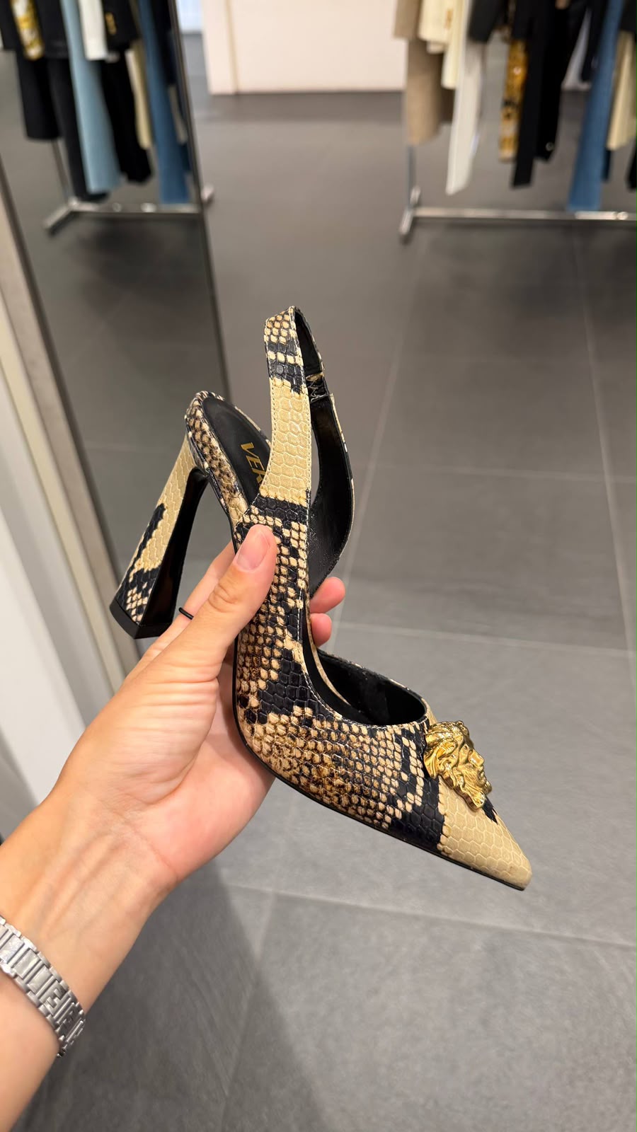 La Medusa Slingback Pumps