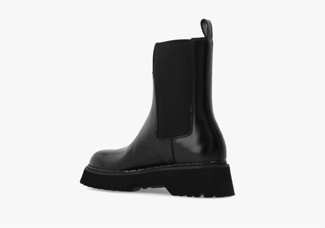 Tire Chelsea Boots