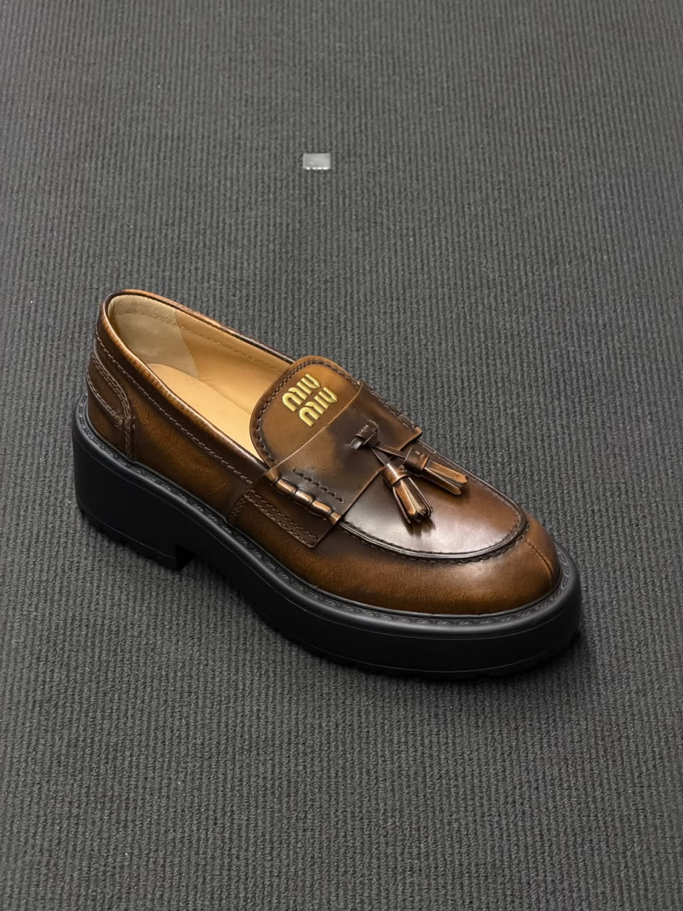 Brushed leather loafers with tassels