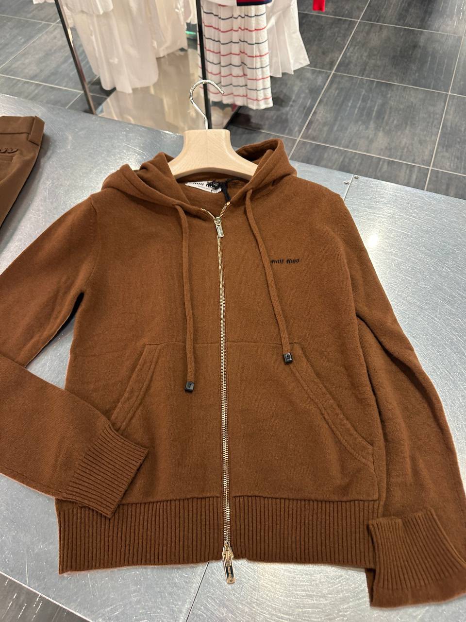 Cashmere zip-up hoodie