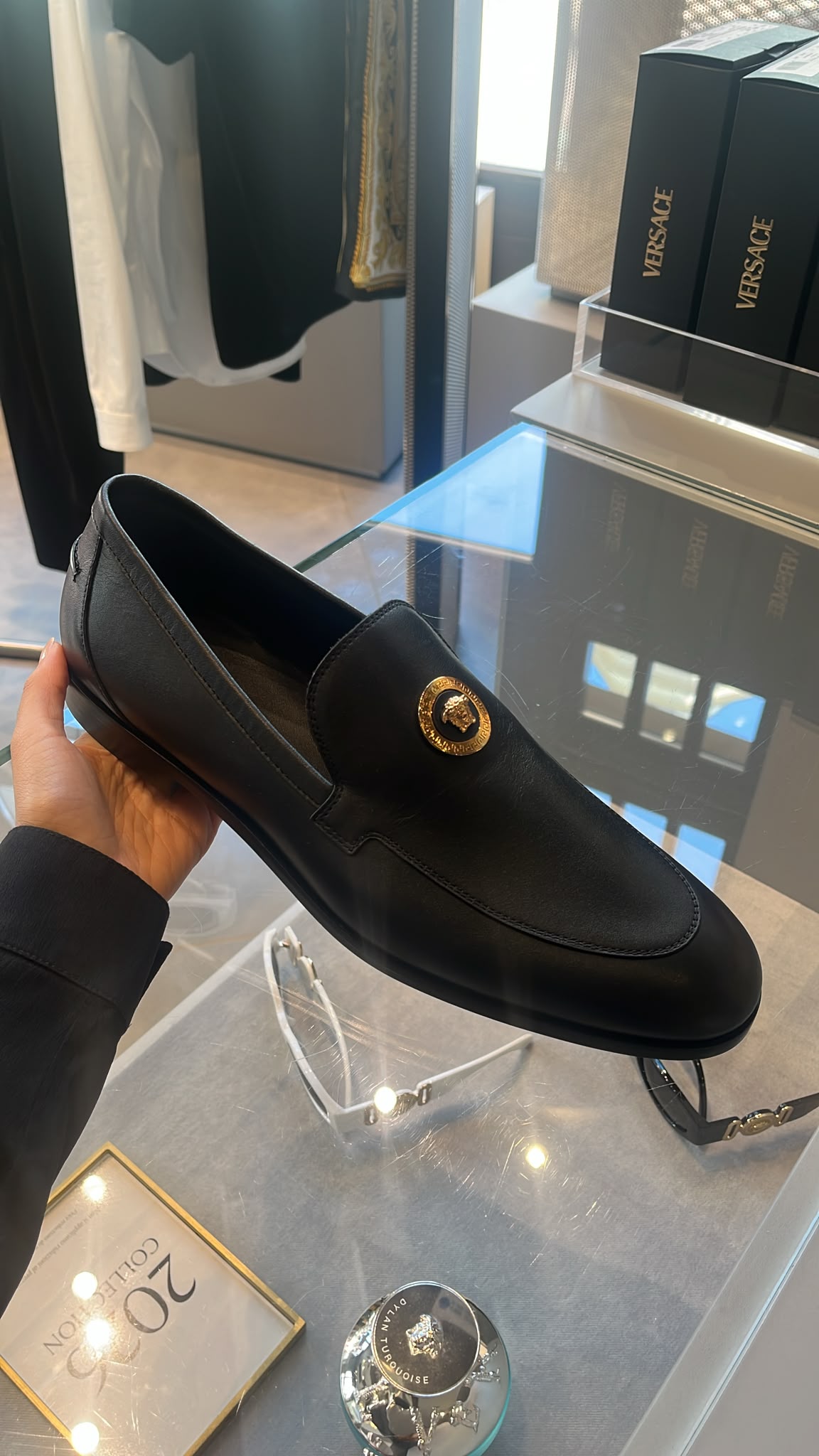 La Medusa Leather Loafers