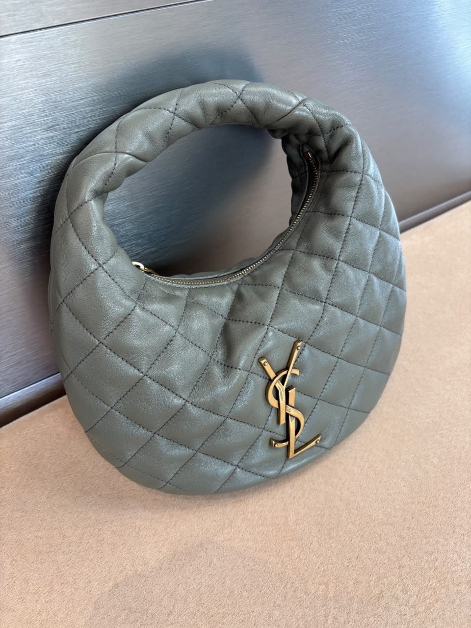 Le 5 à 7 Hobo Bag in Quilted Lambskin