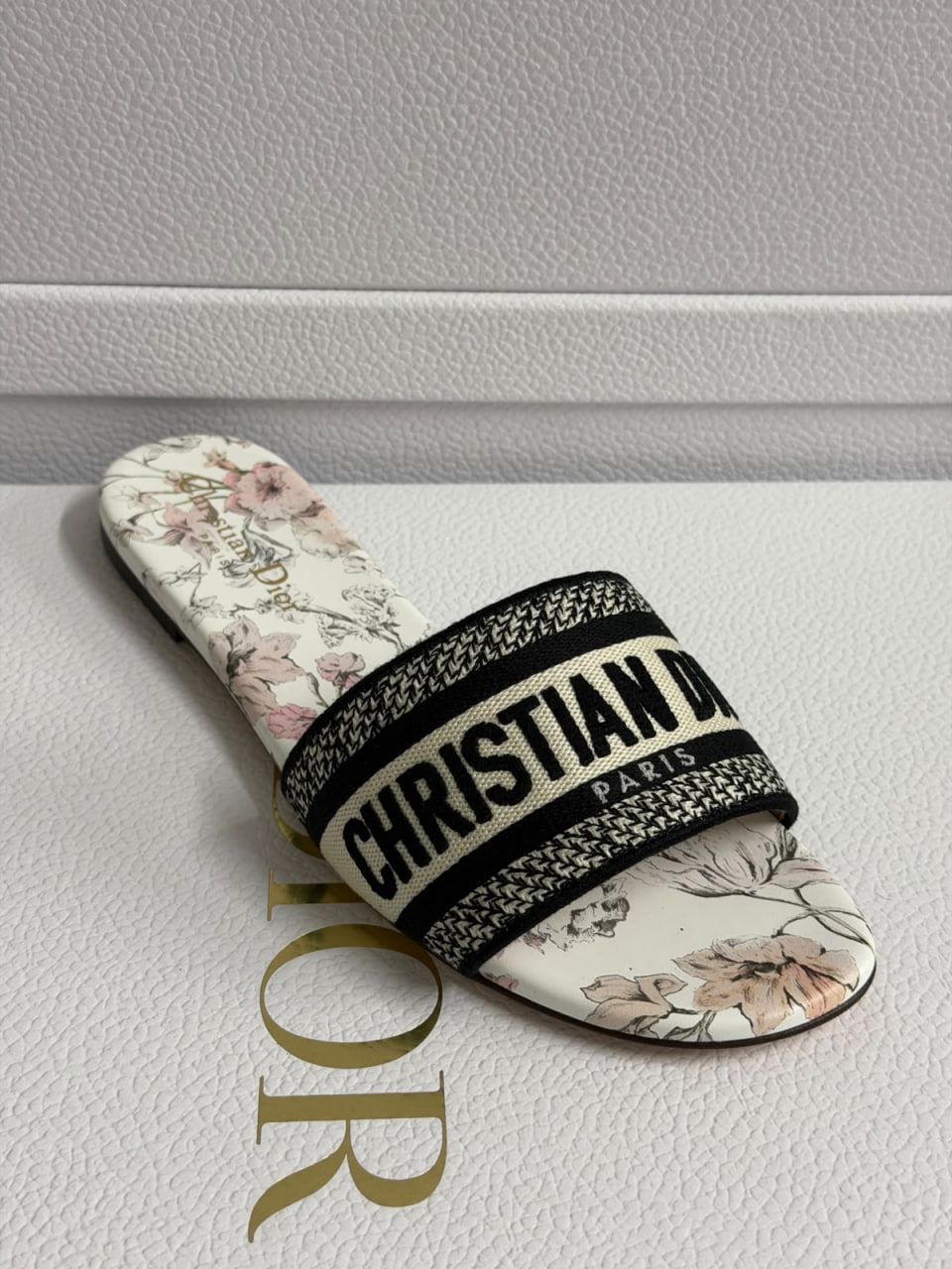 Dway Slide