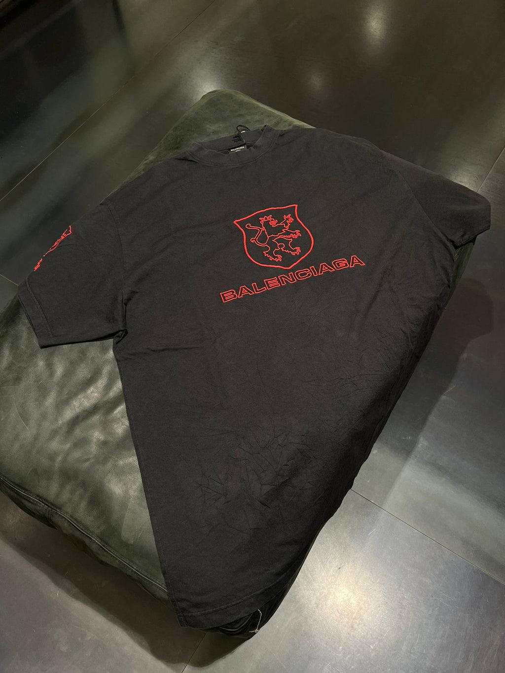 Crest Logo T-Shirt