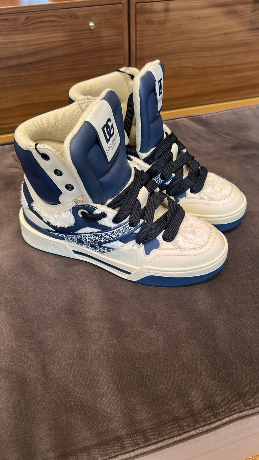 DG Cushion High-Top Sneakers