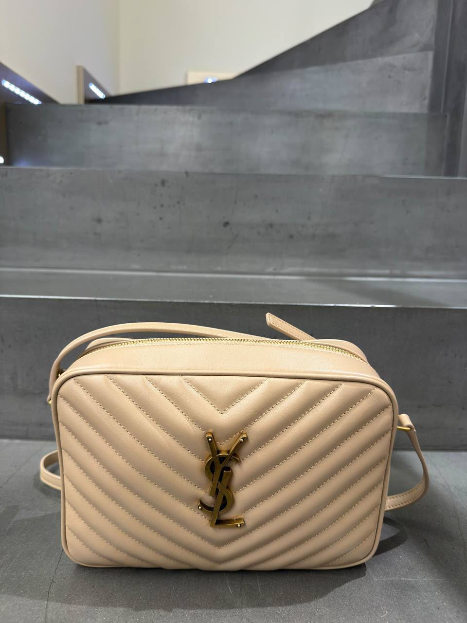 Lou Camera Bag in Quilted Leather