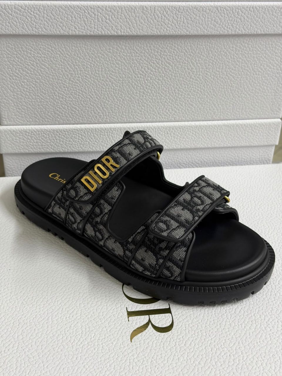 Act Sandal