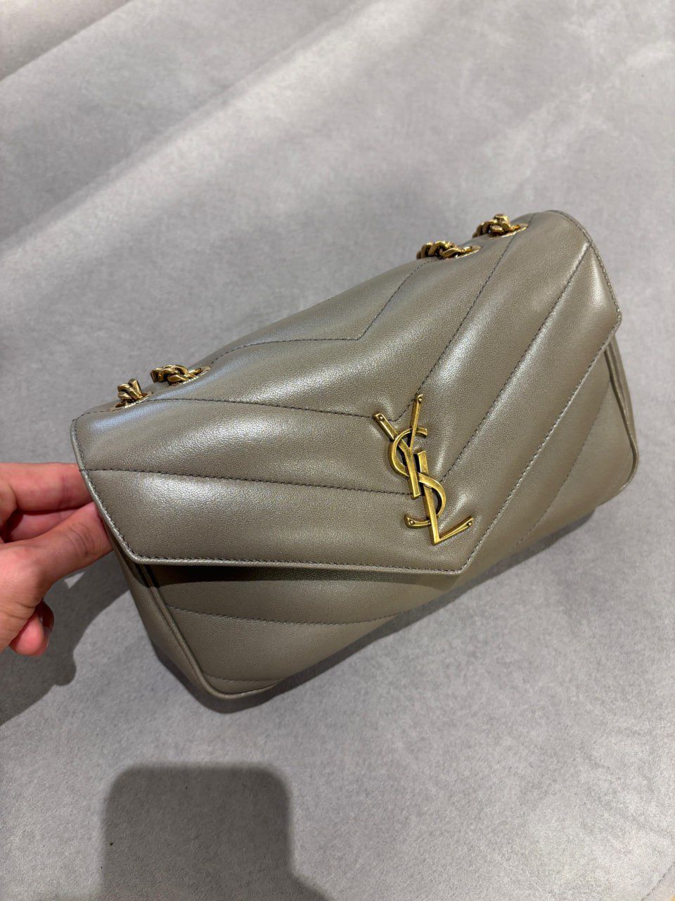 Loulou Small Chain Bag in Quilted Leather