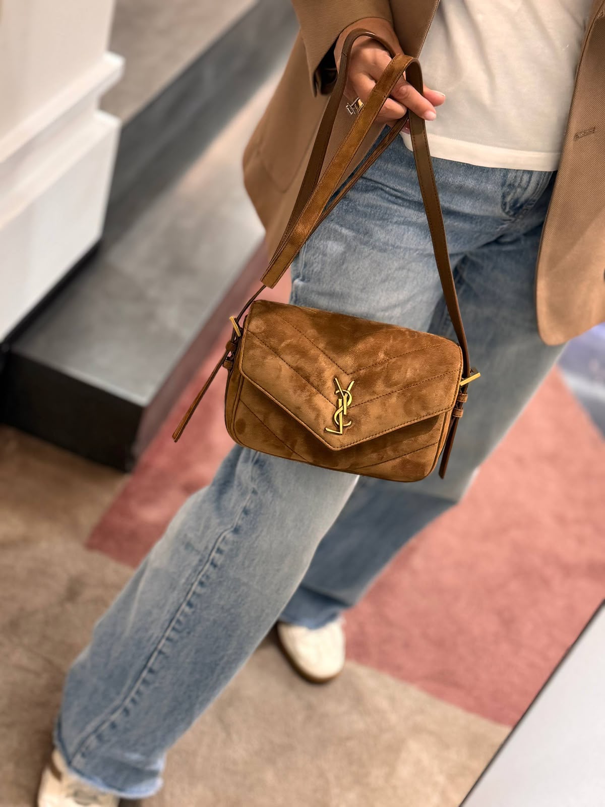 Lou Camera Bag in Suede