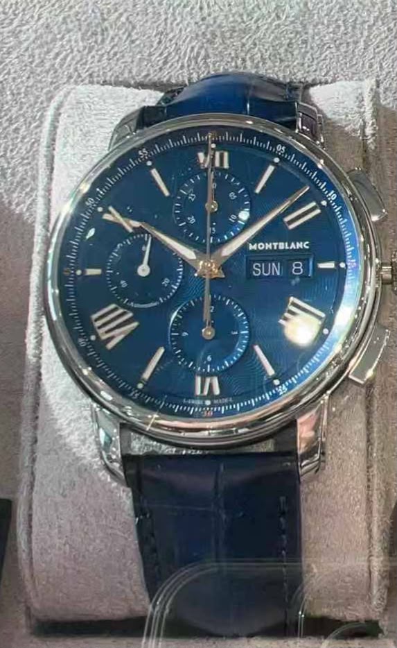 Star Legacy Chronograph Day & Date