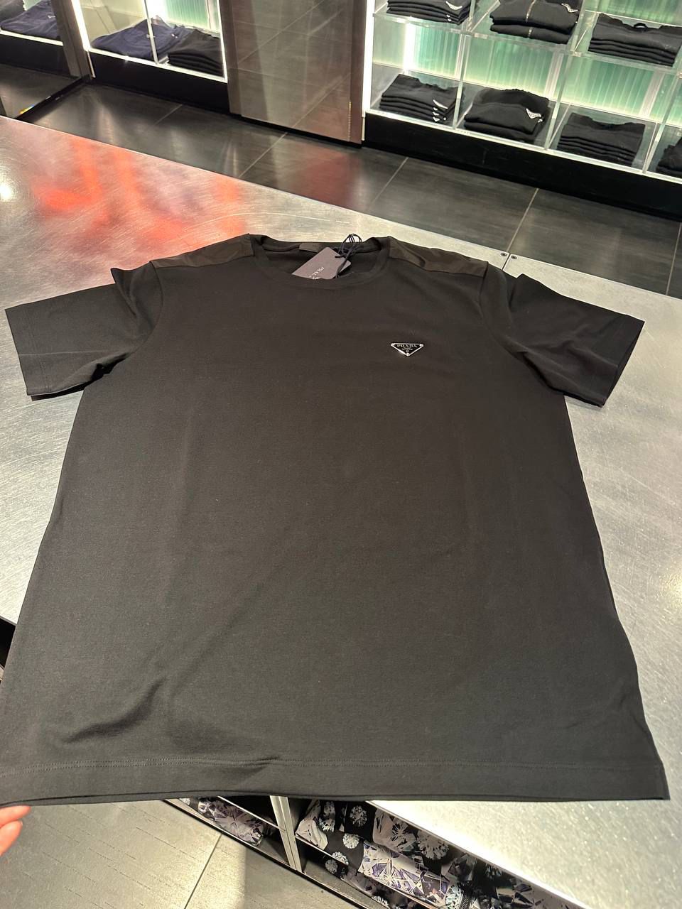 Cotton jersey T-shirt with Re-Nylon details