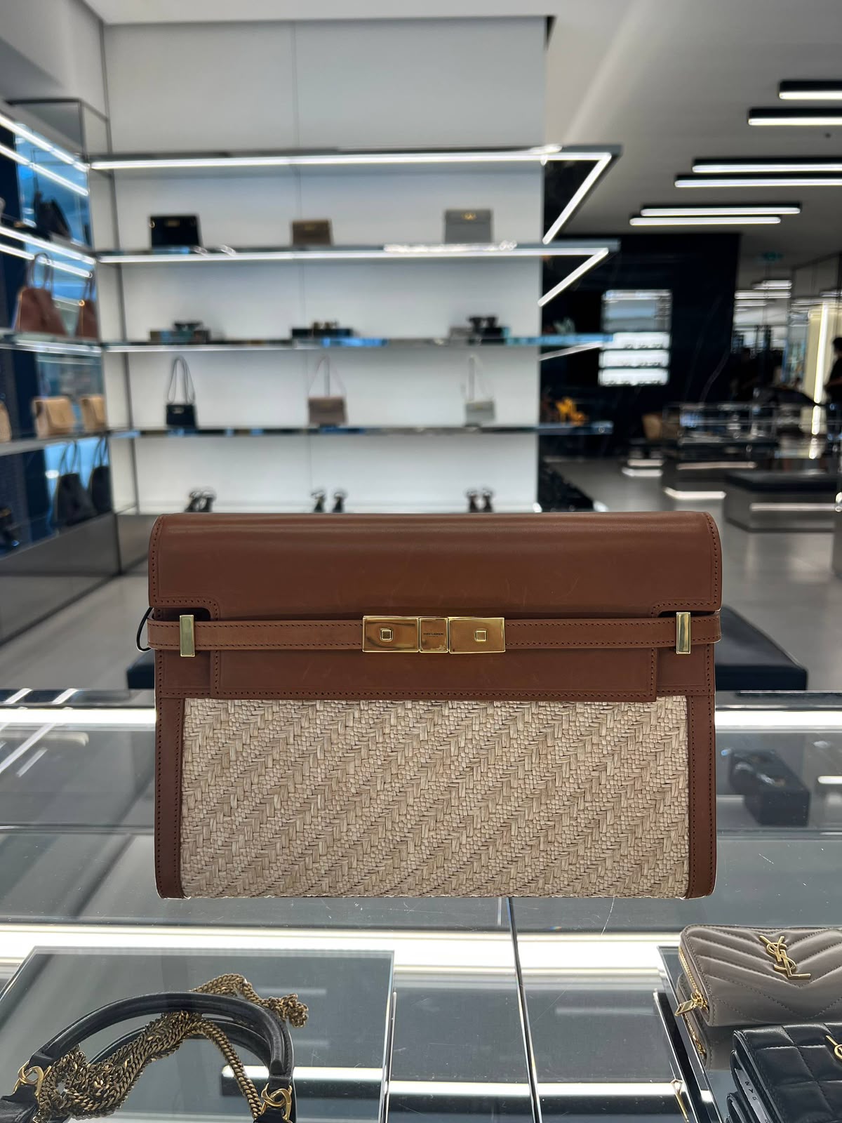 Manhattan Clutch in Raffia and Smooth Leather