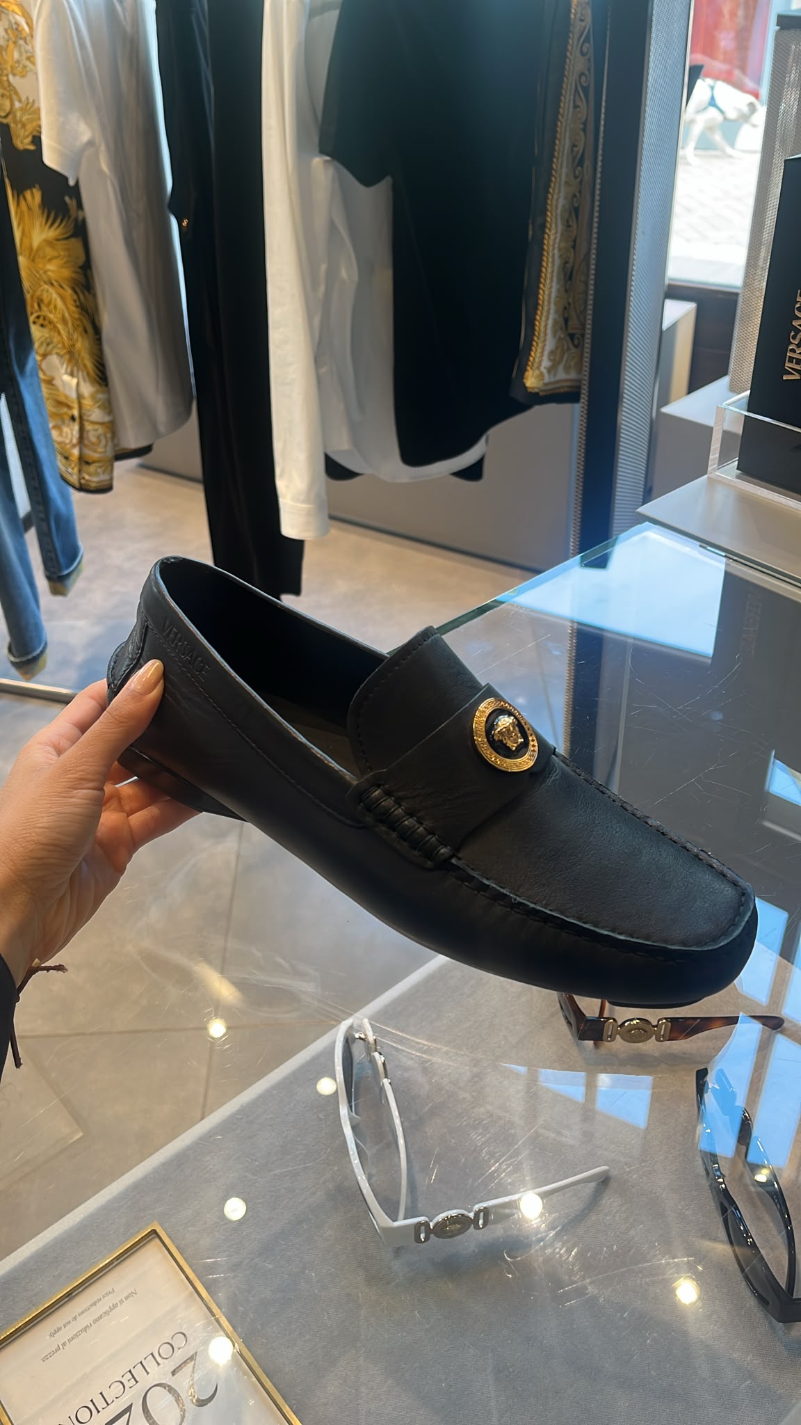 La Medusa Leather Loafers