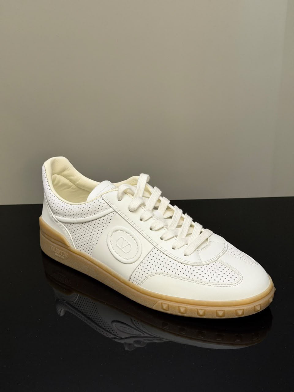 Garavani One Stud Low-Top Sneaker