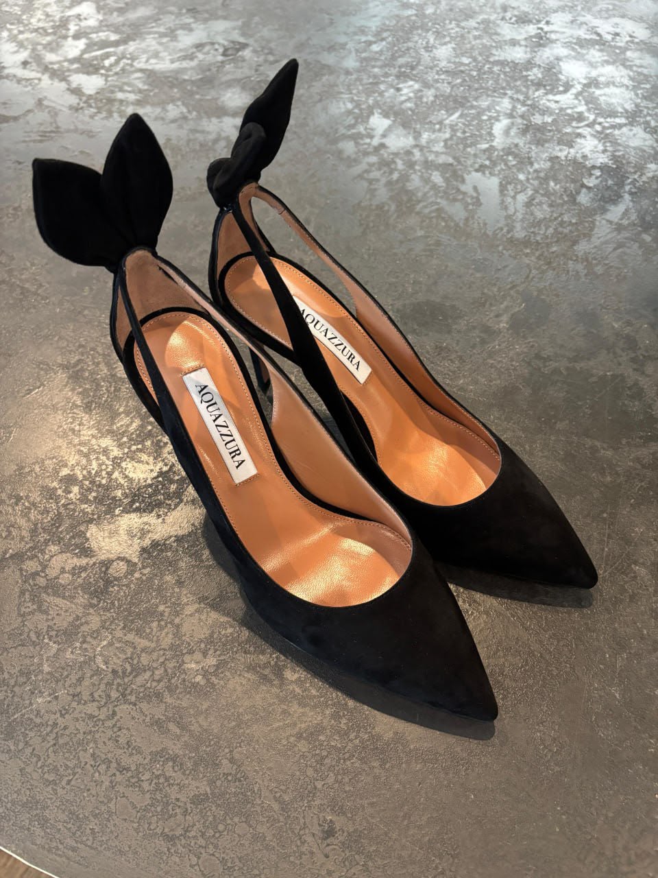 Bow Tie Pump