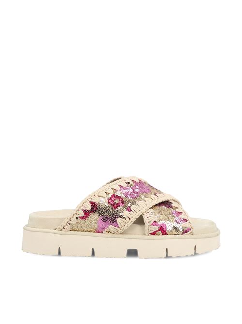 Sandali realizzati in pelle