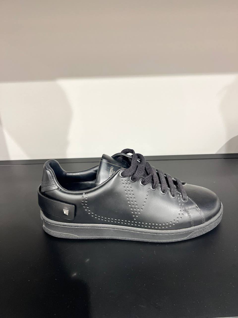 Garavani One Stud Low-Top Sneaker