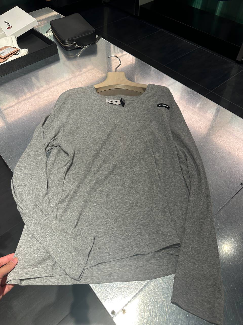 Jersey long-sleeved T-shirt