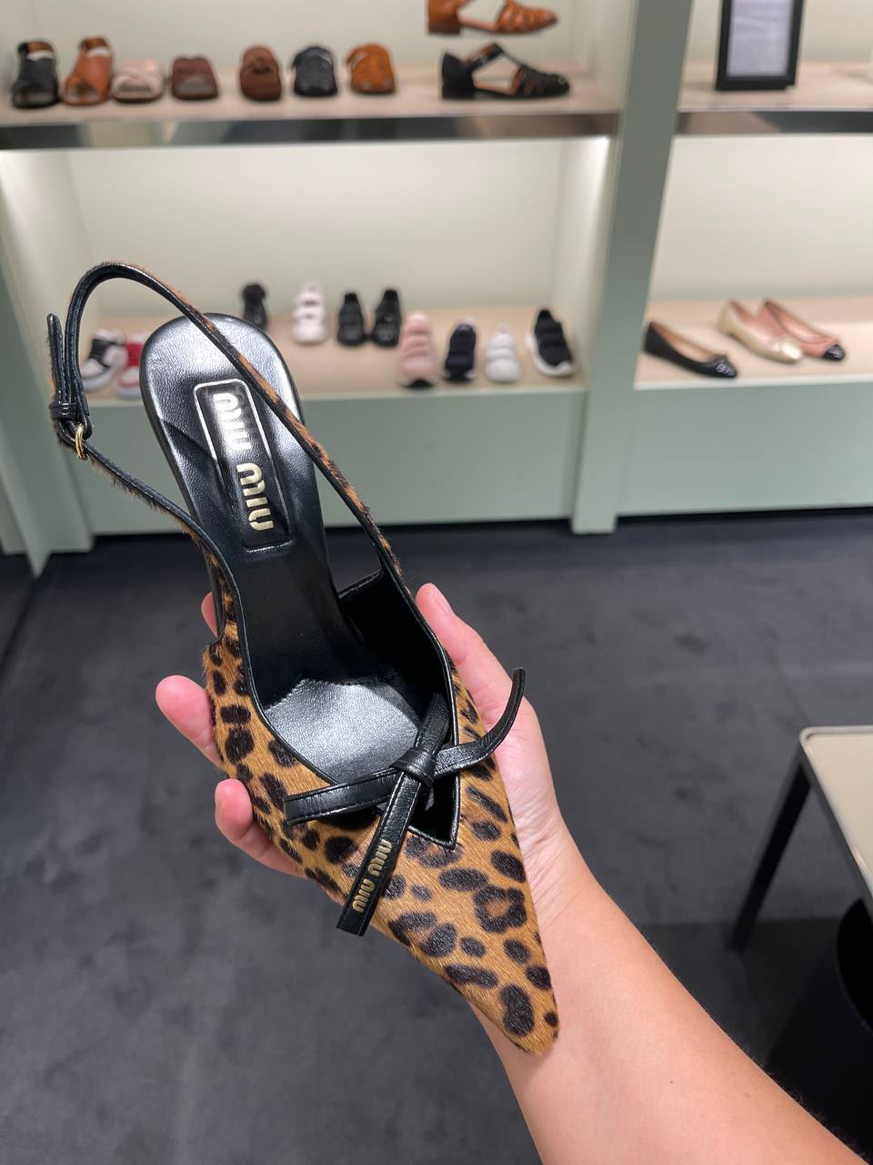 Leopard-print hair calf slingback pumps