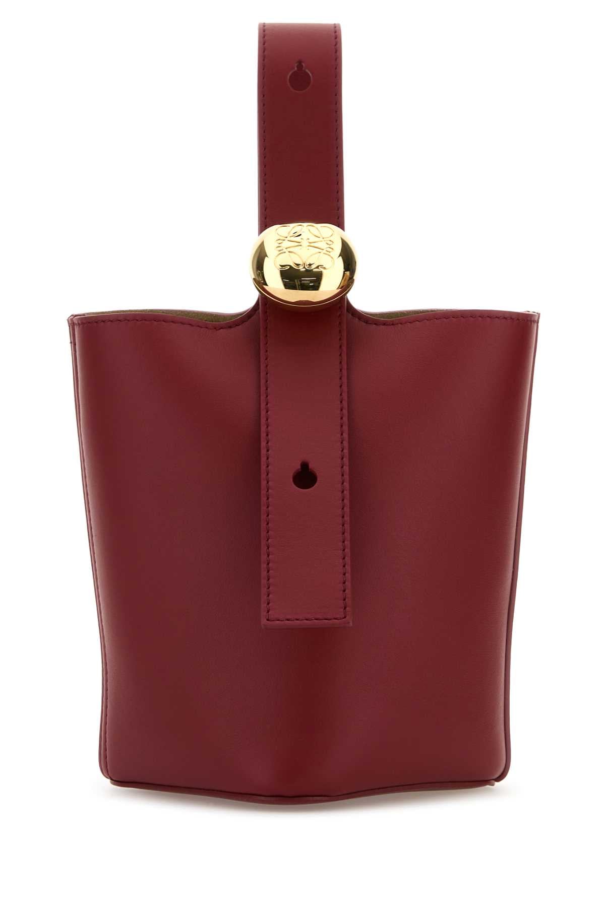 LOEWE PEBBLE BUCKET MINI For Women Exterior: 100% Calf Lining: 100% Suede Finishing: Gold metal