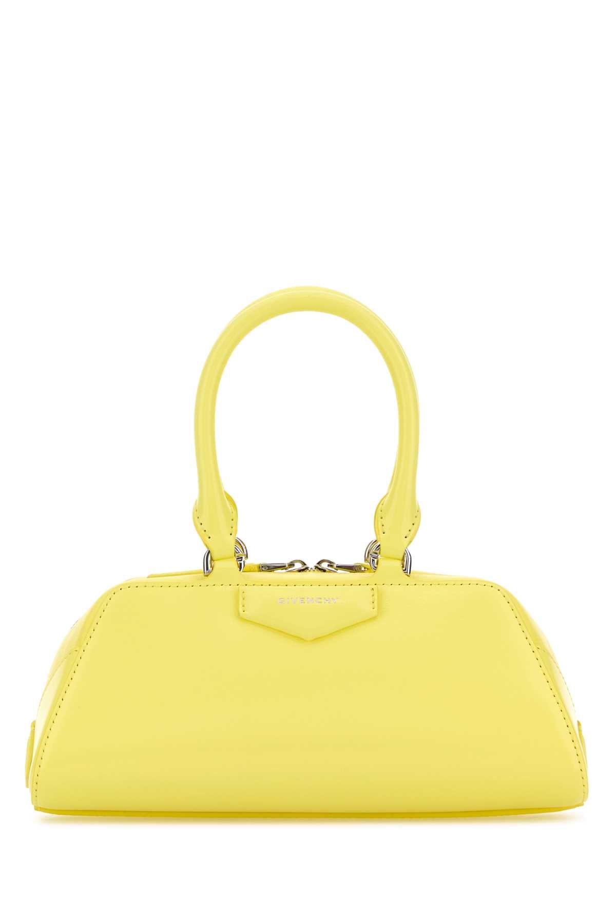 GIVENCHY ANTIGONA EAST WEST - MINI BAG For Women Exterior: 100% Calf Lining: 90% Cotton 10% Polyester Finishing: Silver metal
