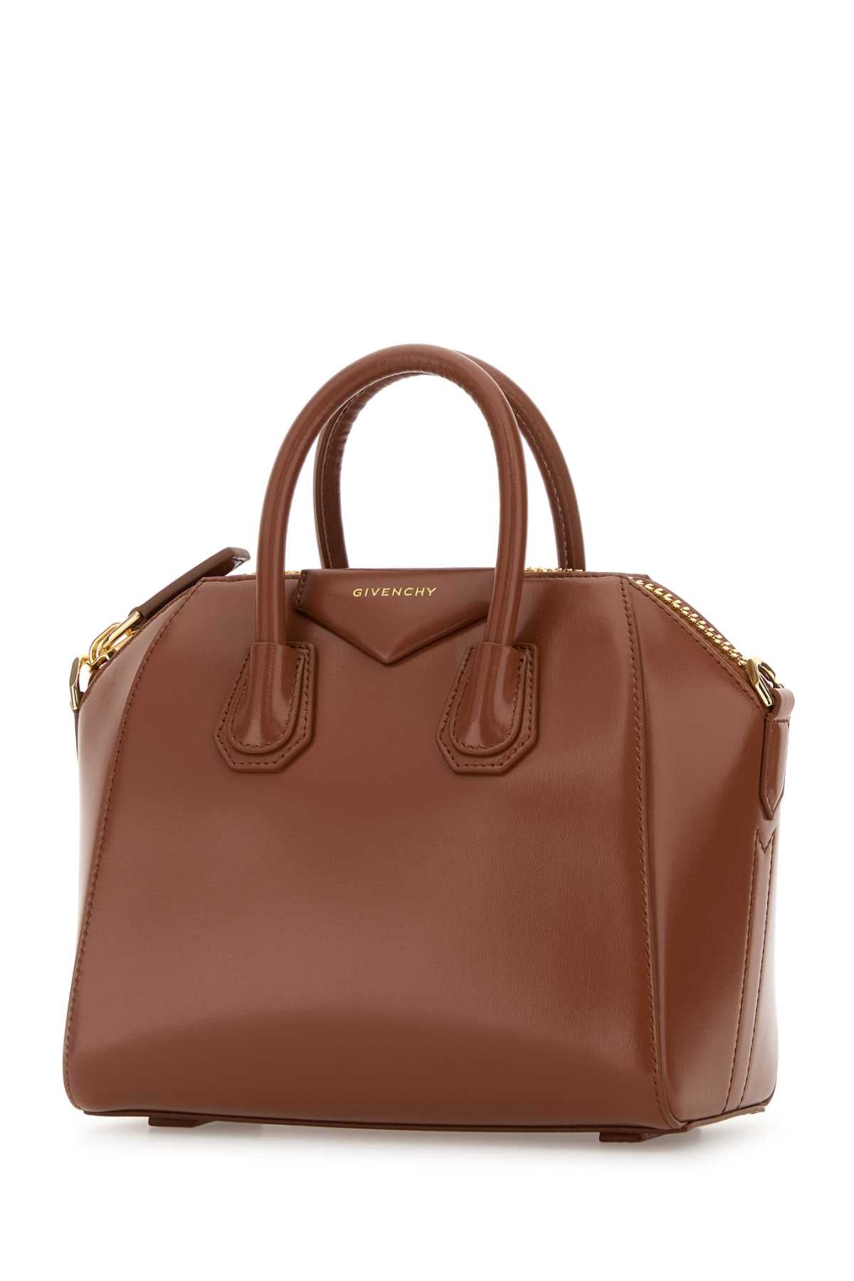 GIVENCHY ANTIGONA NV - MINI BAG For Women Exterior: 100% Calf Lining: 90% Cotton 10% Polyester Finishing: Golden metal
