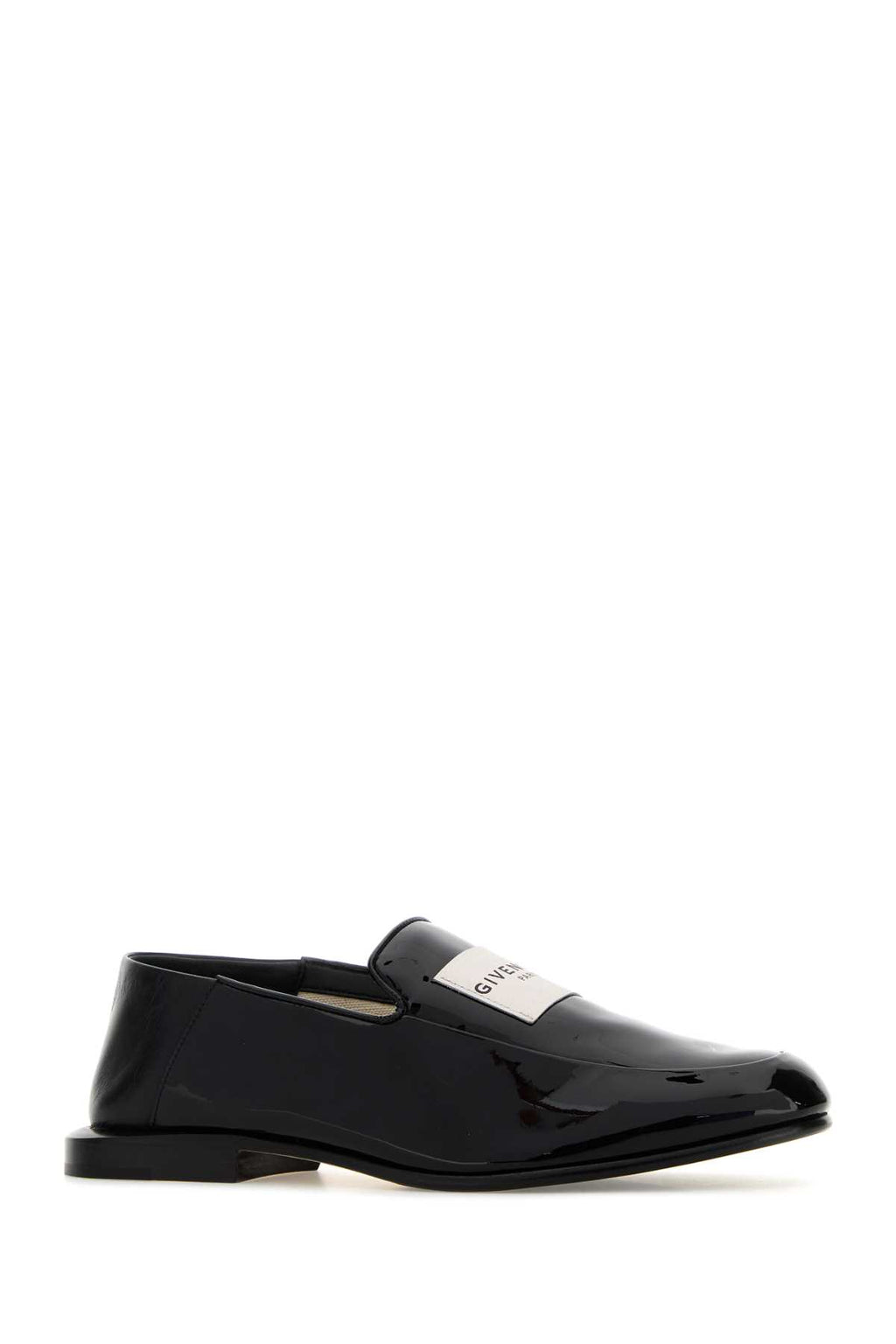 GIVENCHY LABEL LOAFER For Women Exterior: 100% Calf Interior: 100% Cotton Sole: Rubber