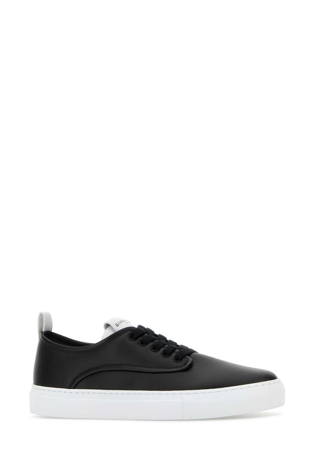 GIVENCHY NEW CITY LOW SNEAKERS For Men Exterior: 100% Calf Interior: 100% Lamb Sole: Rubber