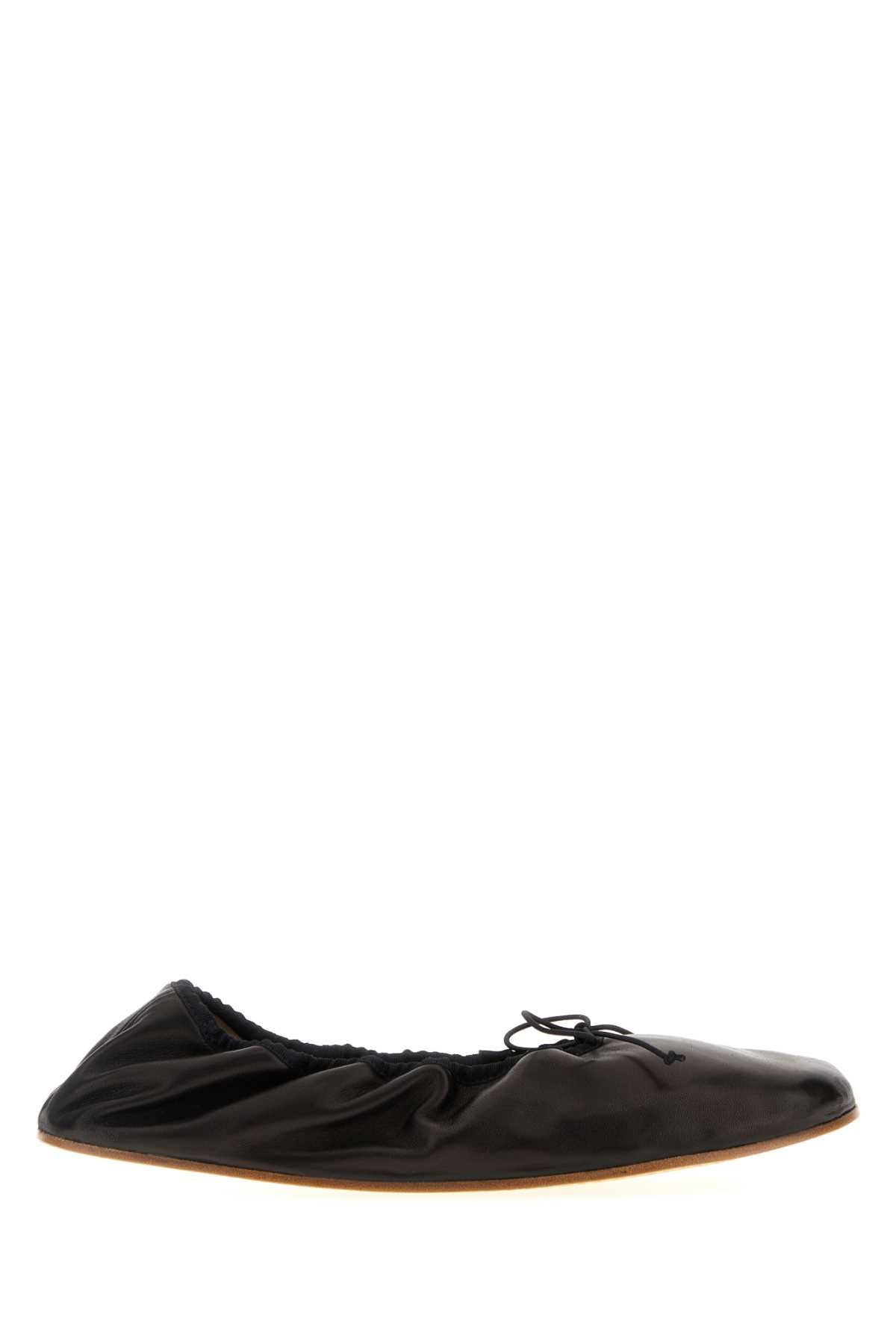 THE ROW ROUND BALLET For Women Exterior: 100% Nappa leather Interior: 100% Leather Sole: Leather