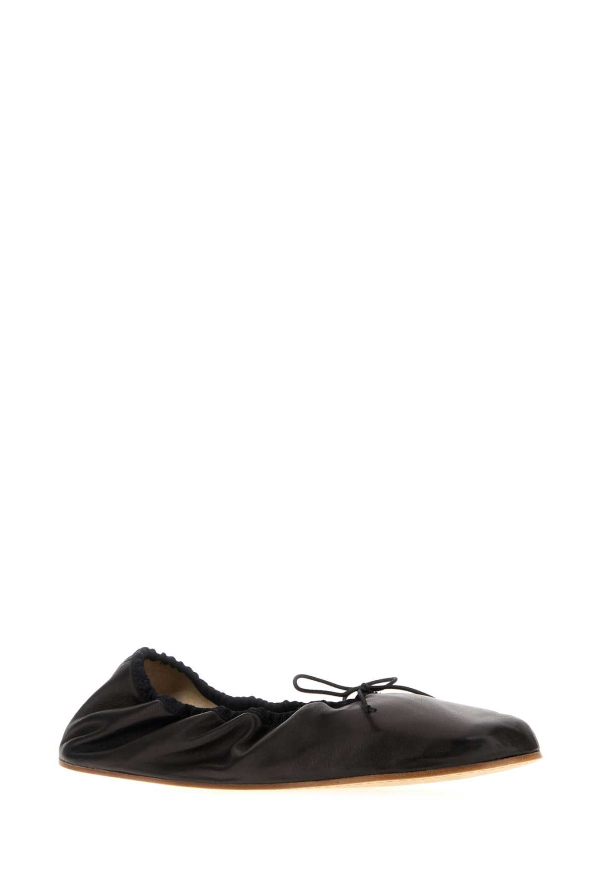 THE ROW ROUND BALLET For Women Exterior: 100% Nappa leather Interior: 100% Leather Sole: Leather