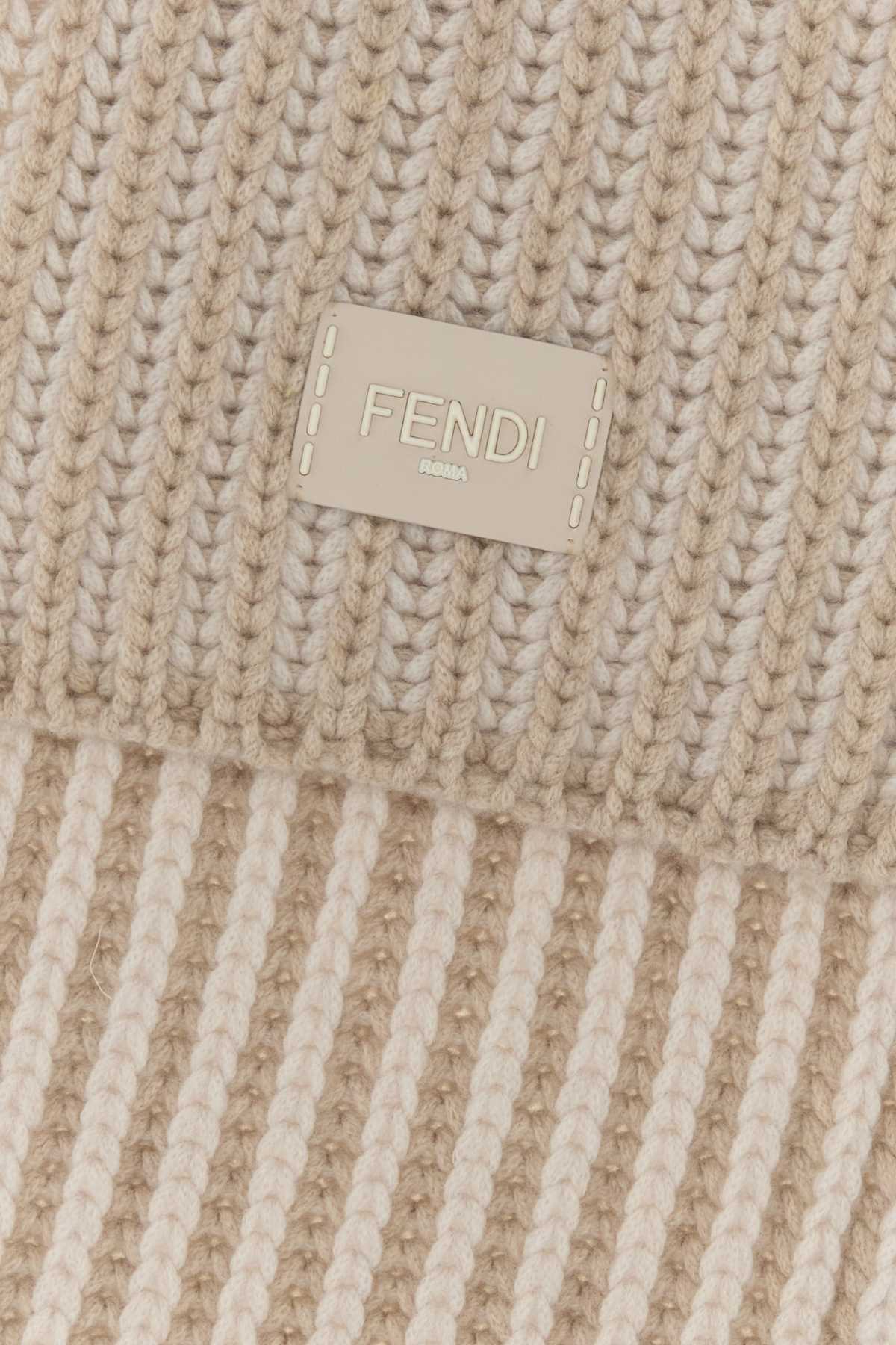 FENDI SCIARPA 25X190 MAGLIA INGLESE For Women Exterior: 85% Virgin wool 15% Cashmere