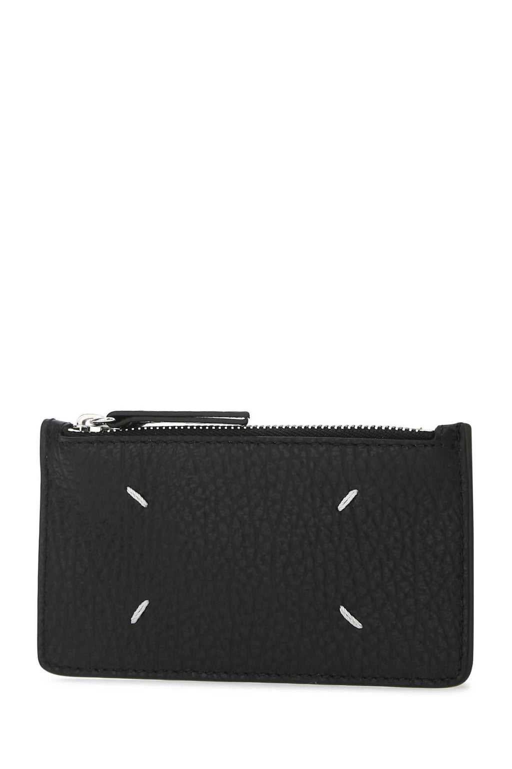 MAISON MARGIELA PORTAFOGLIO For Women Corpo: 100% Pelle Bovina - Interno: 100% Pelle Bovina - Fodera: 100% Viscosa - Minuteria Metallica: 100% Ottone - Minuteria Metallica 1: 100% Zama