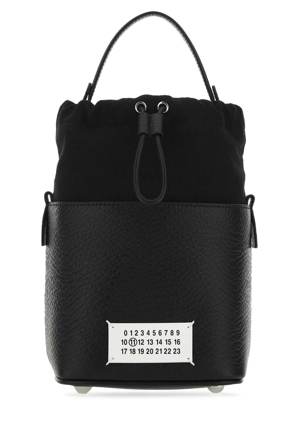 MAISON MARGIELA BORSA For Women Corpo: 100% Pelle Bovina - Contrasto: 79% Cotone 16% Poliestere 5% Altre Fibre - Fodera: 100% Cotone - Interno: 100% Pelle Bovina - Minuteria Metallica: 60% Ottone 40% Zinc Alloy - Minuteria Metallica 1: 100% Zama - Minuteria Metallica 2: 100% Ottone