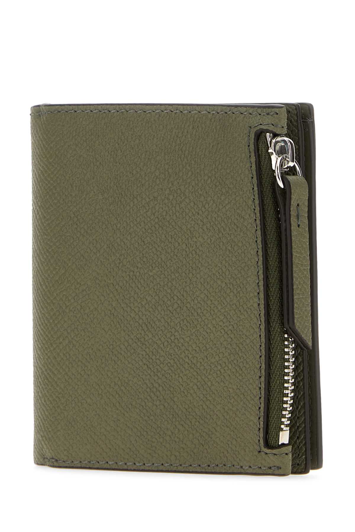 MAISON MARGIELA WALLET FLIP FLAP SMALL For Men Corpo: 100% Pelle Bovina - Interno: 100% Pelle Bovina - Fodera: 100% Viscosa - Minuteria Metallica: 100% Ottone - Minuteria Metallica 1: 100% Zinc Alloy