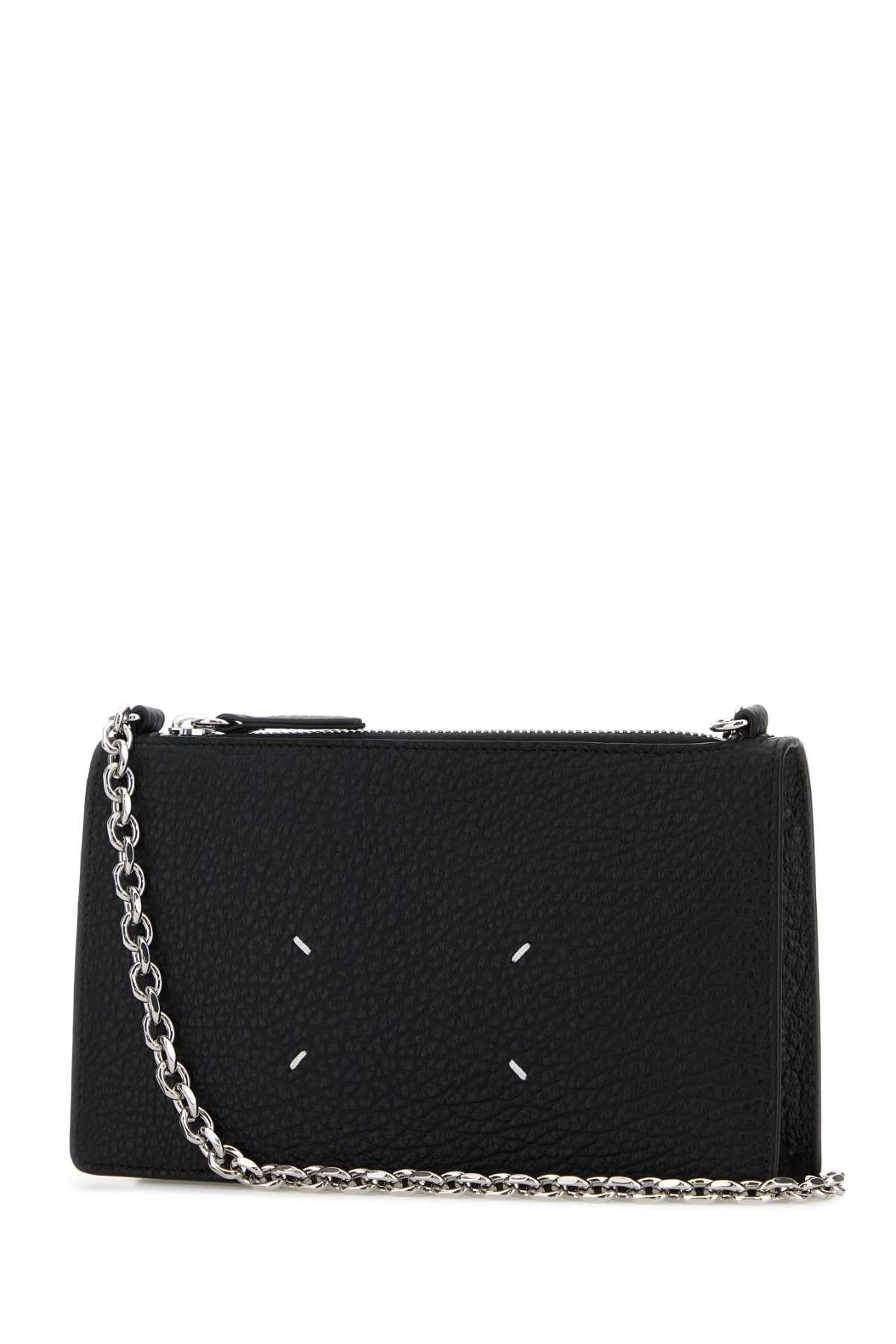 MAISON MARGIELA ZIPPED WALLET ON CHAIN For Women Corpo: 100% Pelle Bovina - Interno: 100% Pelle Bovina - Fodera: 100% Viscosa - Minuteria Metallica: 95% Ottone 5% Zinc Alloy