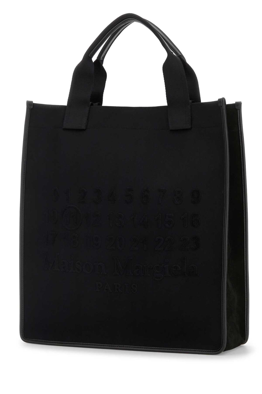 MAISON MARGIELA CABAS SHOPPING BAG VERTICAL For Women Corpo: 65% Poliestere 35% Cotone - Contrasto: 100% Pelle Bovina - Contrasto: 100% Pelle Bovina - Applicazione: 100% Poliuretanica - Fodera: 100% Cotone - Interno: 100% Pelle Bovina - Minuteria Metallica: 100% Ottone
