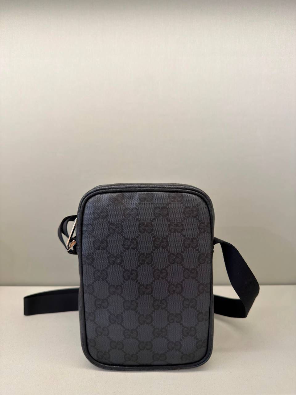 GG Supreme Small Messenger Bag