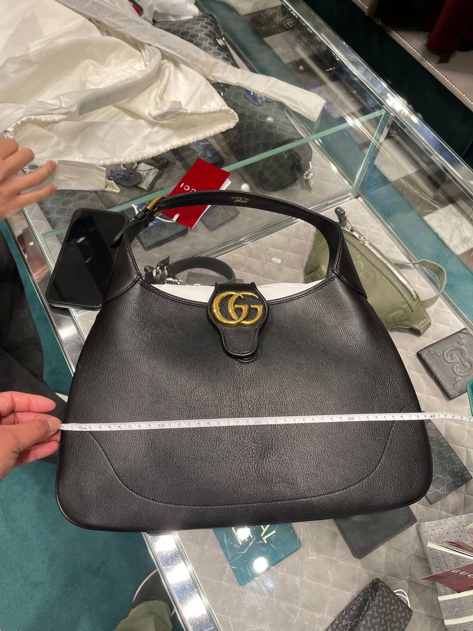 Aphrodite medium shoulder bag