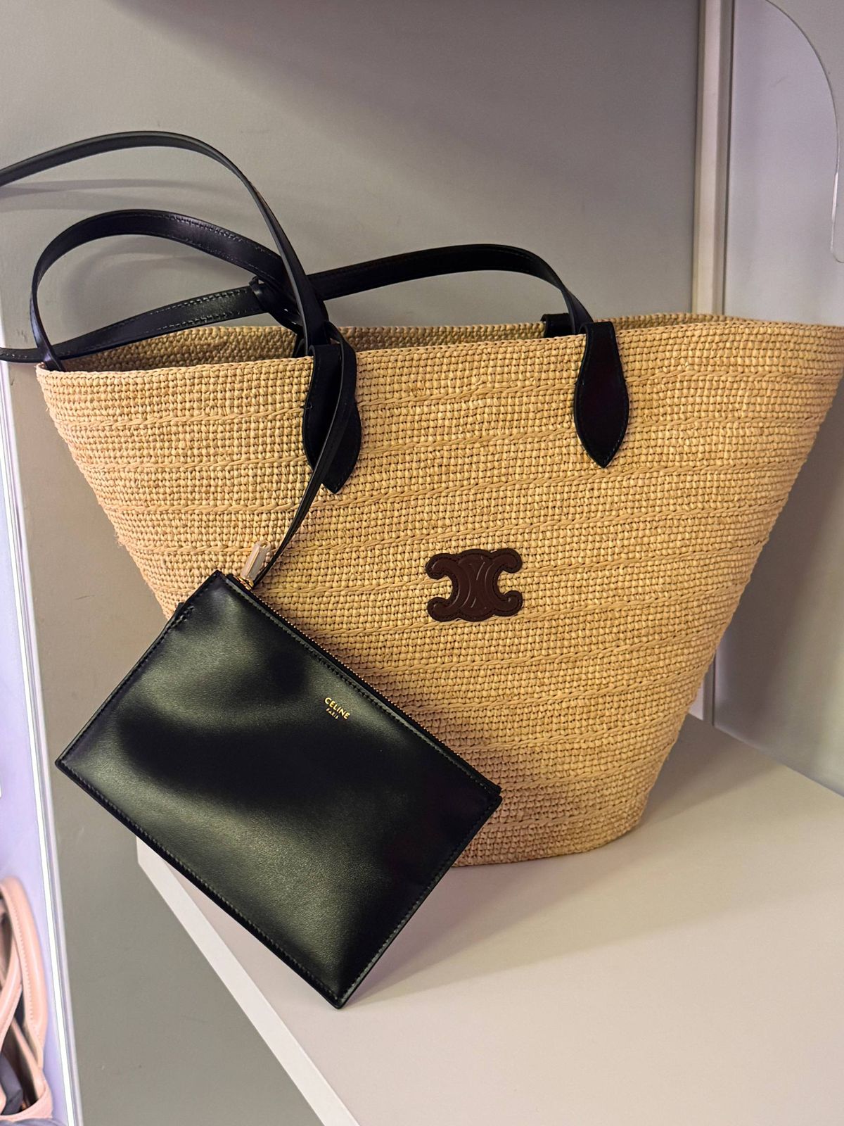 Triomphe Basket Bag in Raffia and Calfskin