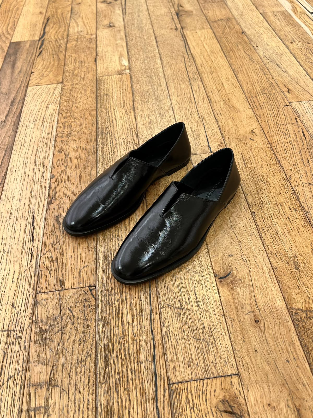 V-Neck Loafers