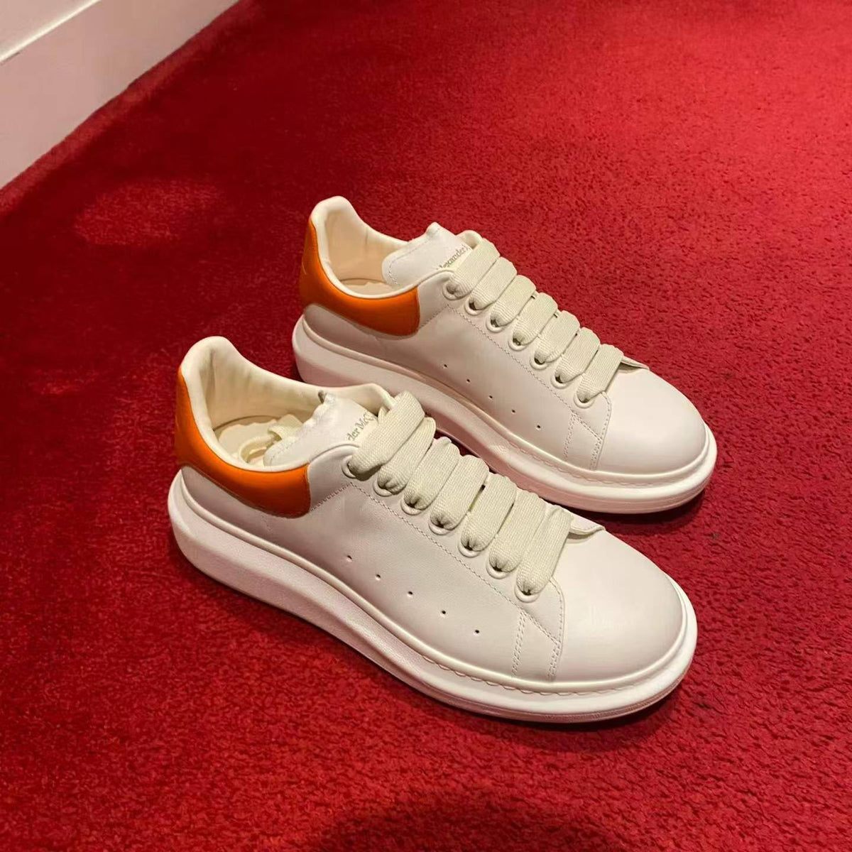Oversized Sneaker