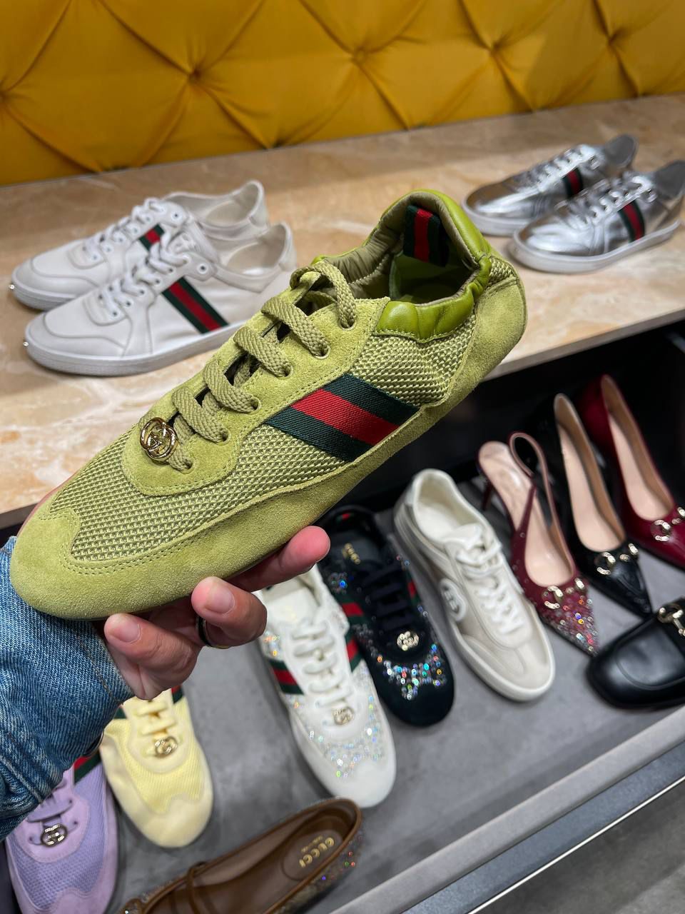 Gucci Women's Tennis 1977 sneaker (or similar low-top sneaker style)