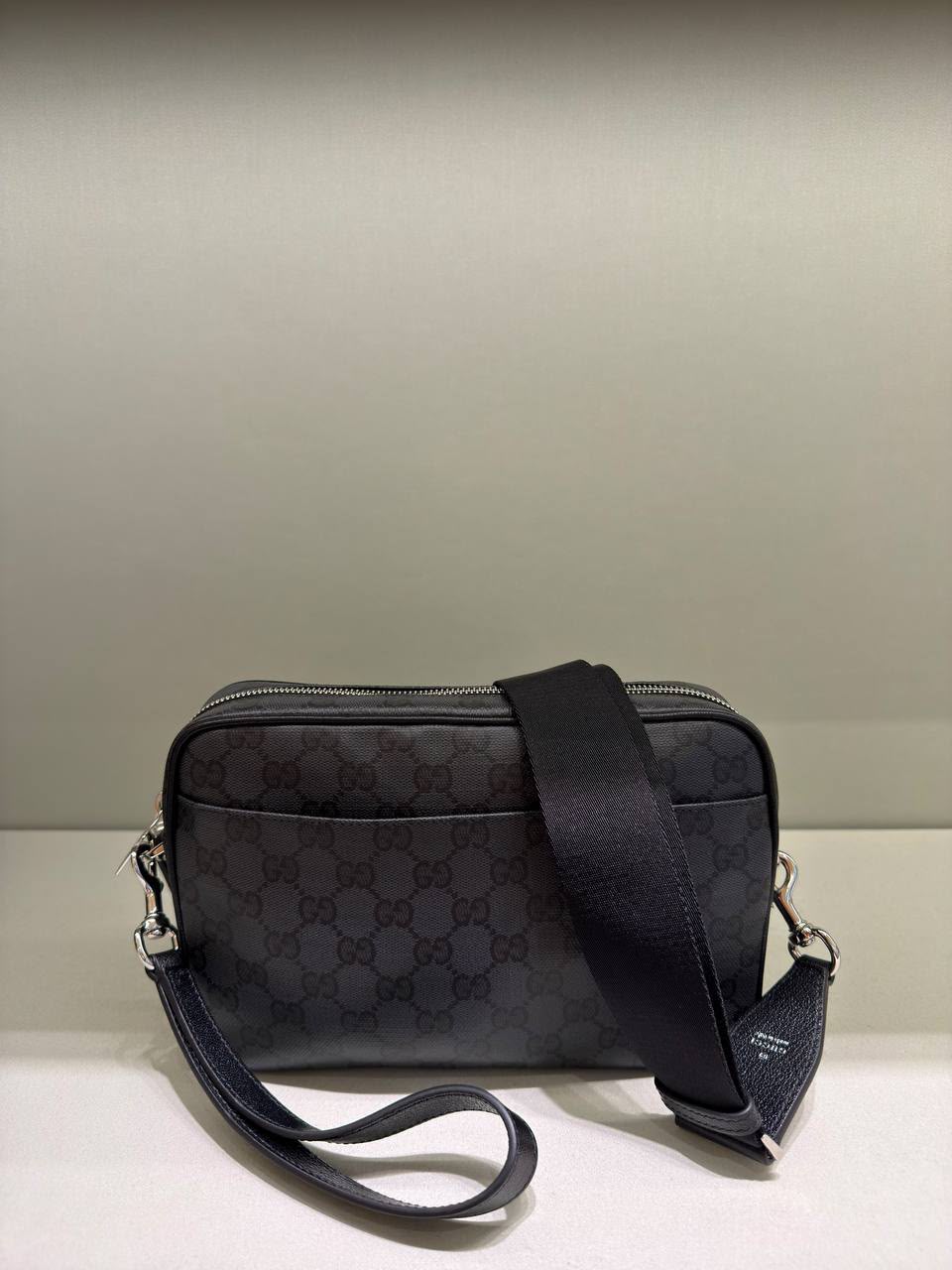GG Supreme Messenger Bag