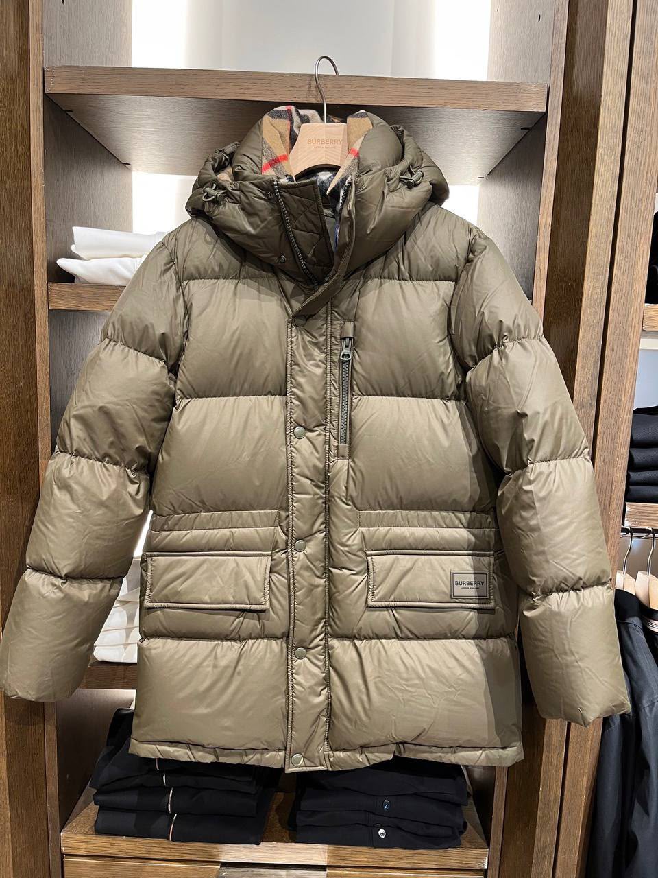 Detachable Hood Down-filled Puffer Jacket
