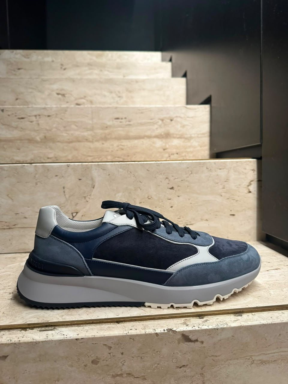 360 LP Knit Sneakers
