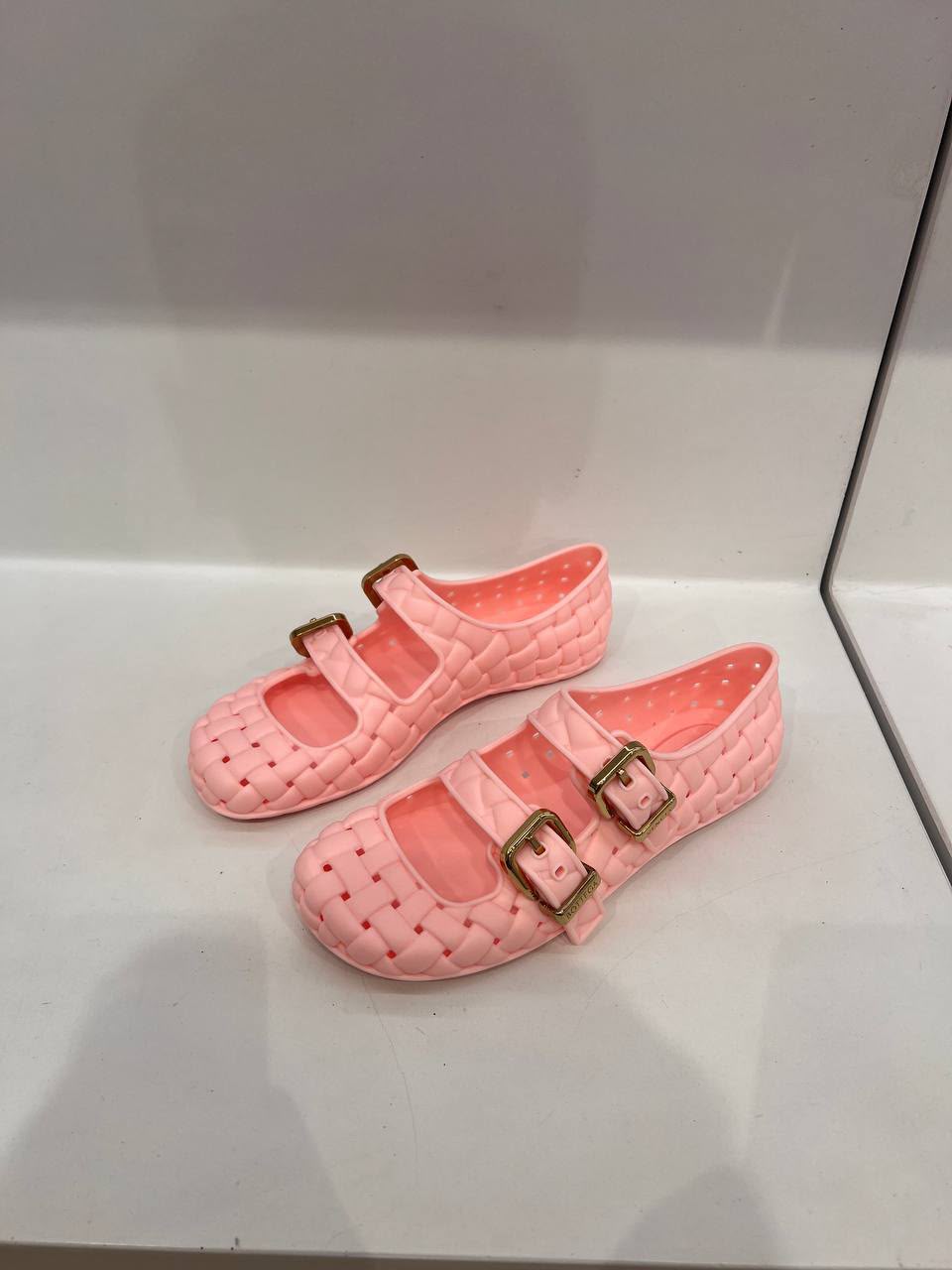 Flash Sandals