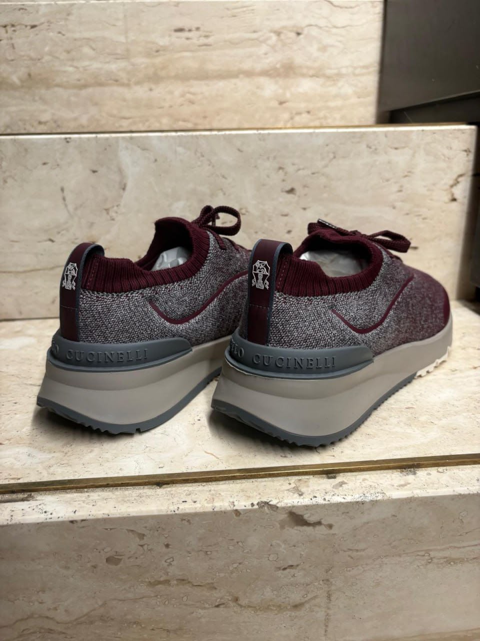 Runner Sneakers in Knit Fabric